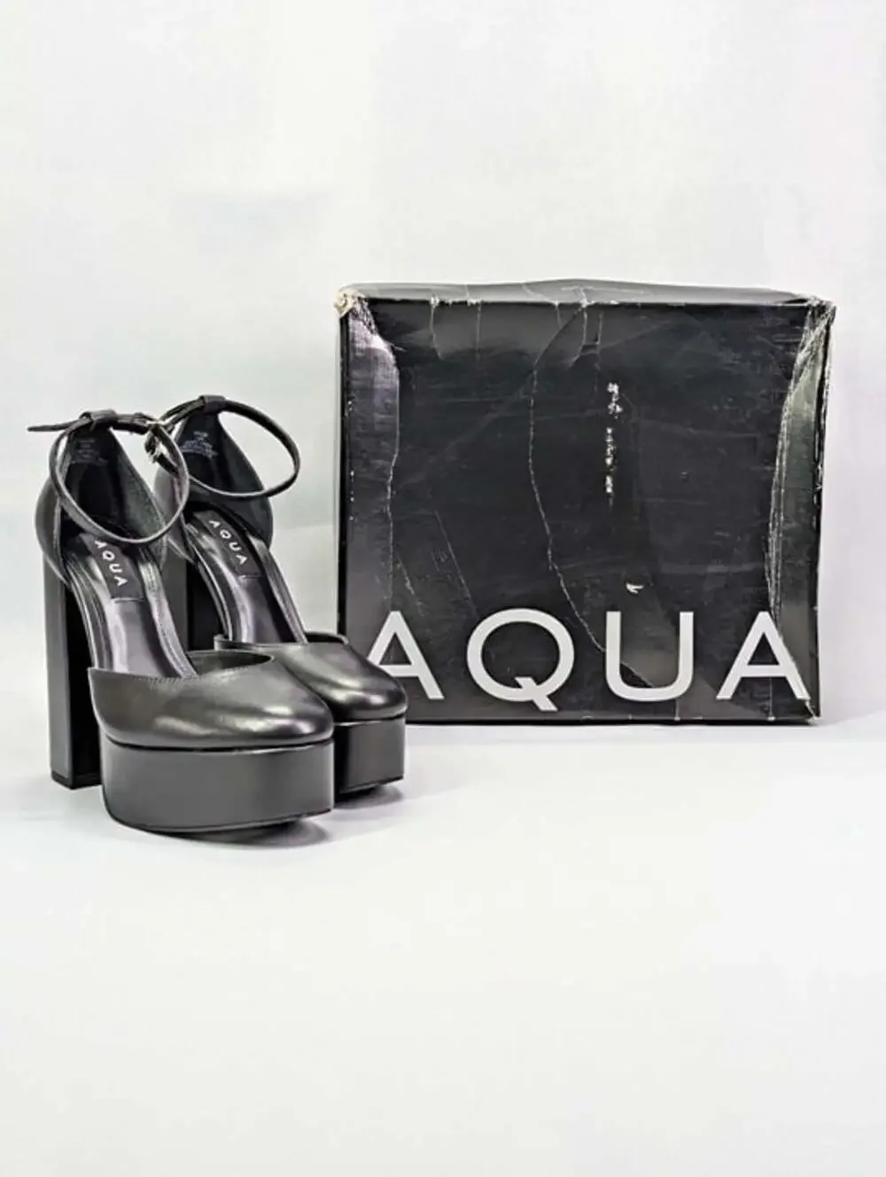 Aqua Lisa Women's Black Ankle Strap Platform Heels Size 7.5 (MSRP $138)
